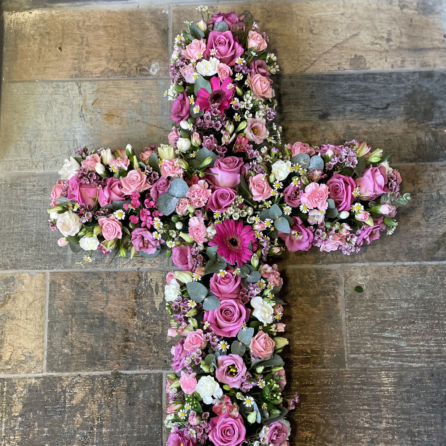 Cross wreath