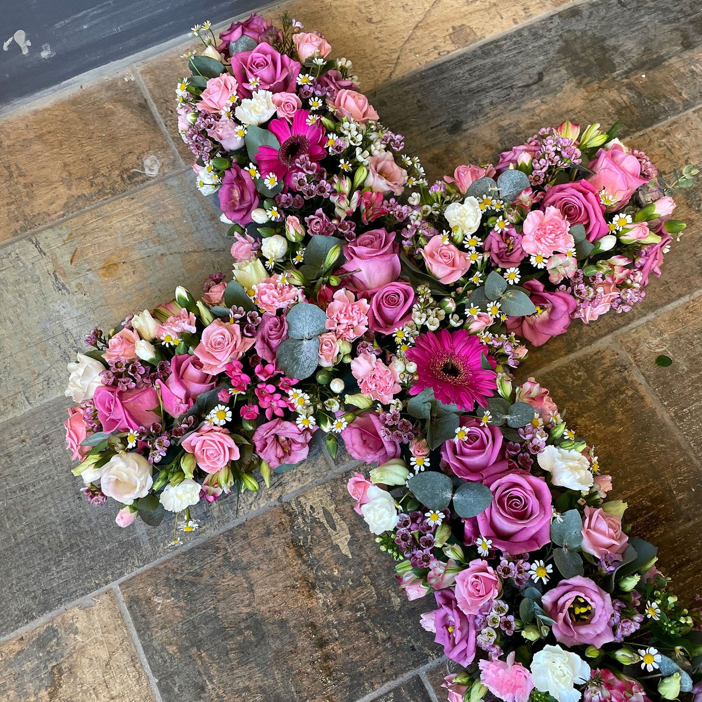 Cross wreath