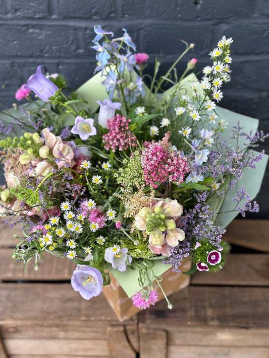 Flower Delivery Across South West London | Fresh Bouquets from Putney Florist