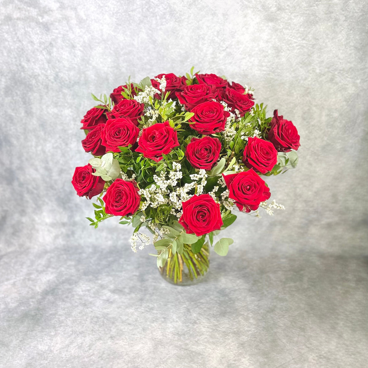 24 Red Naomi Roses