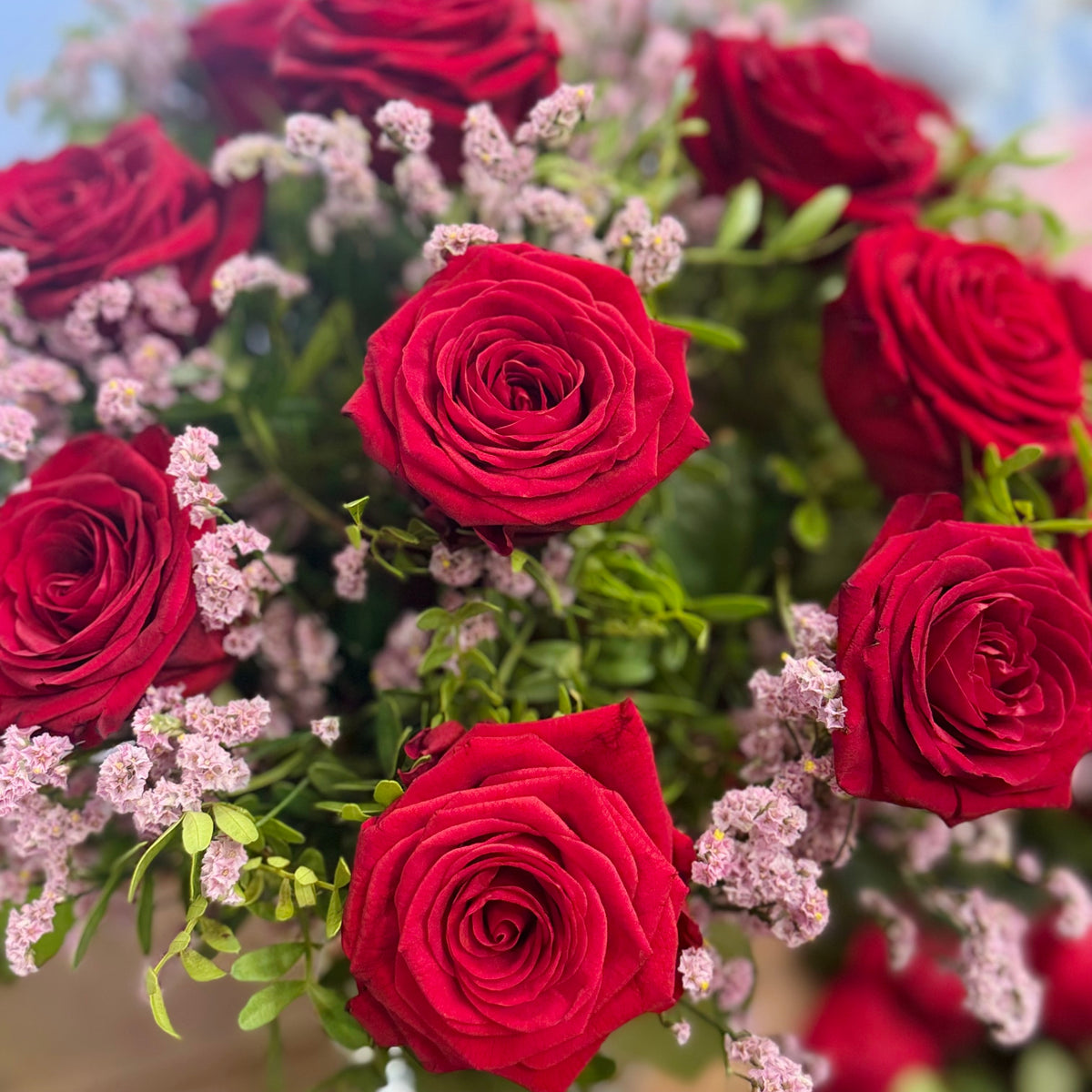 18 Red Naomi Roses – Classic Red Bouquet | Putney Florist