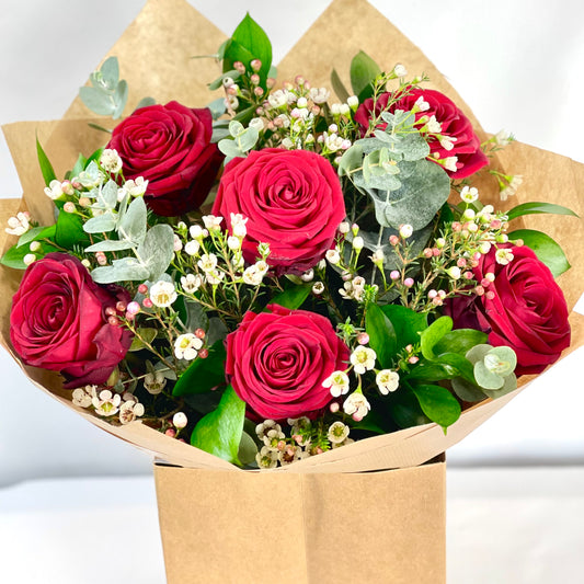 Valentine's Rose Gift with 6 Red Roses