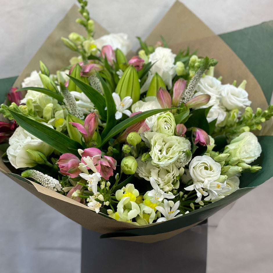 Putney Florist Flower Delivery Putney Florist ltd